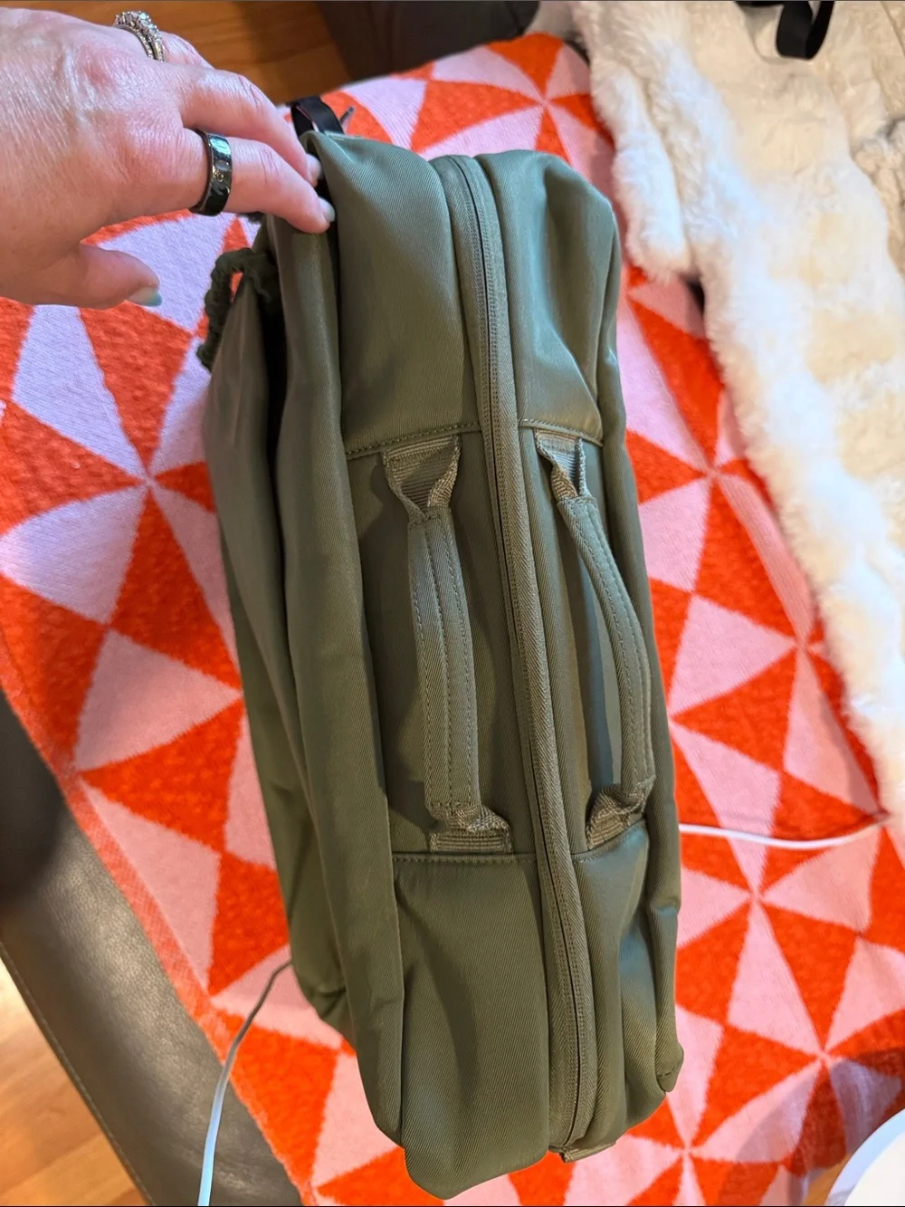 BEIS olive green